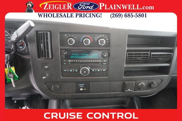 2015 Chevrolet Express 4500 Base Cutaway