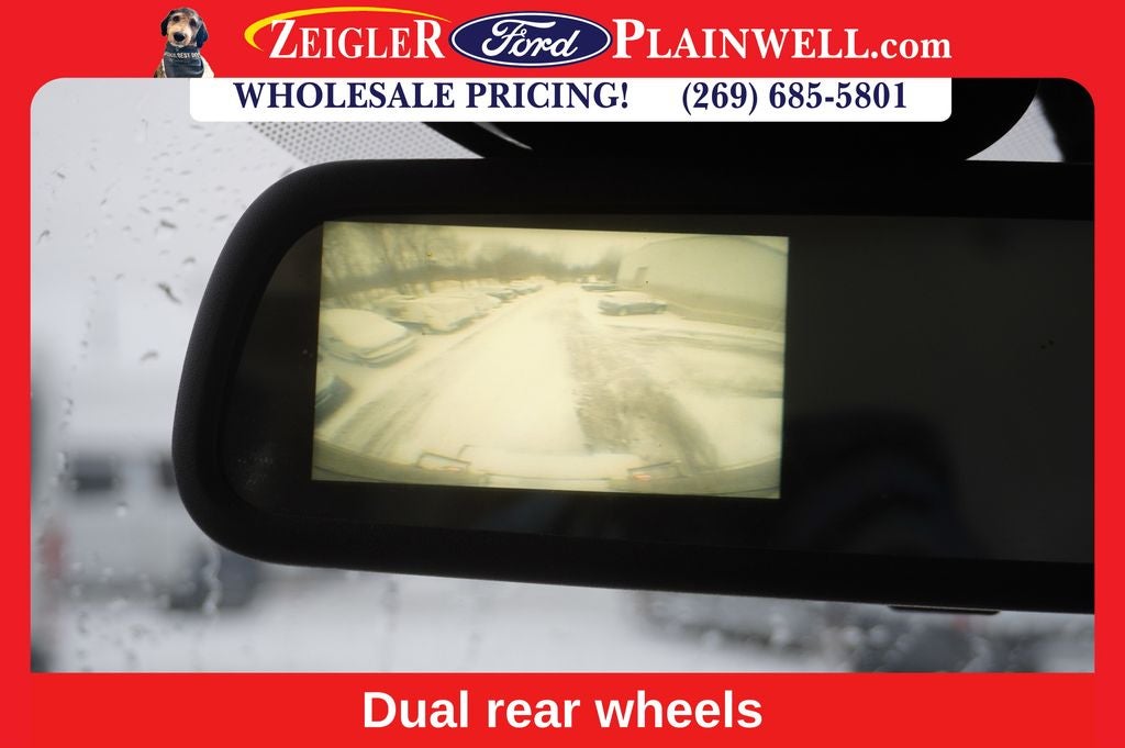 2015 Chevrolet Express 4500 Base Cutaway