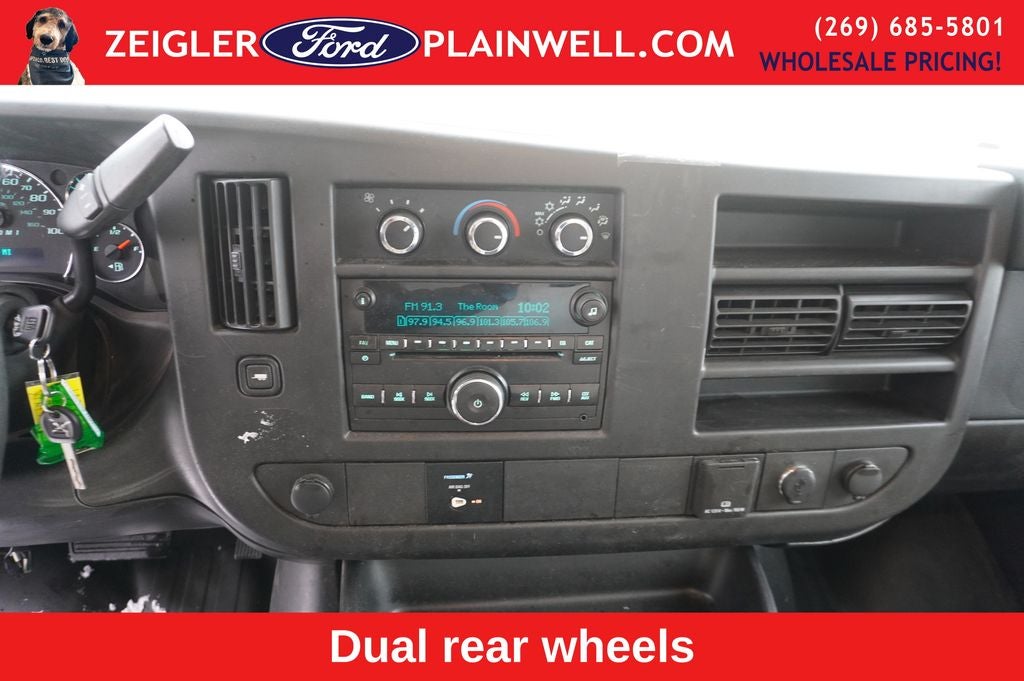 2016 Chevrolet Express 4500 Base Cutaway