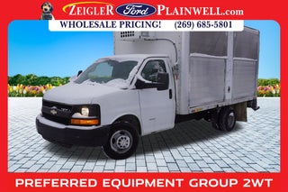 2016 Chevrolet Express 4500 Base Cutaway