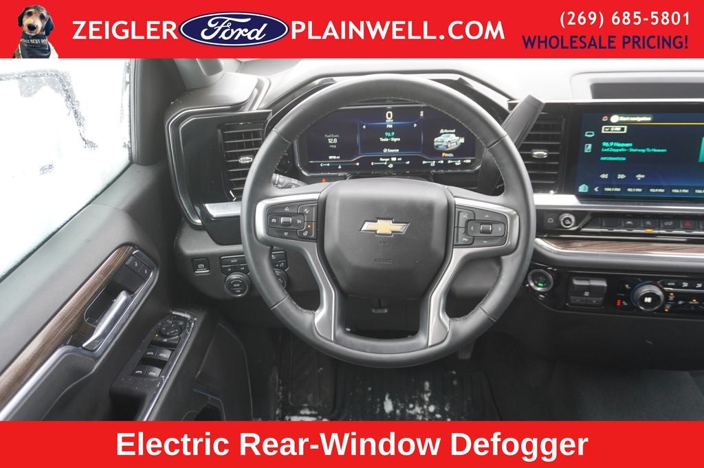 2025 Chevrolet Silverado 1500 LT LT1