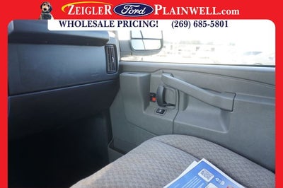 2023 GMC Savana 3500 LT 15 Passenger Extended WB Chrome Pkg Rear Camera