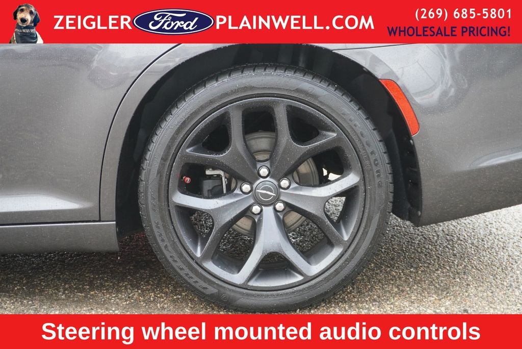 2021 Chrysler 300 S Panoramic Moonroof Navigation Heated Leather Rear