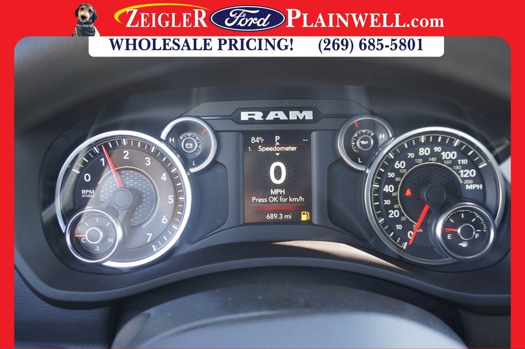 2023 RAM 3500 Tradesman 4x4 CREW CAB LONG BOX 6.4L V8 Nav HD Vinyl Seat Tr