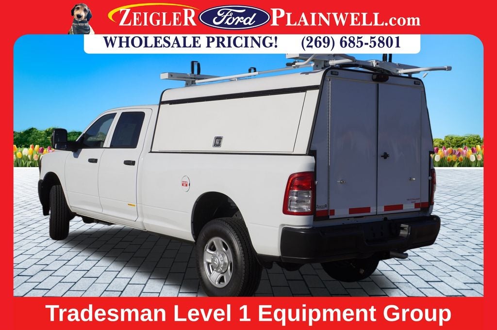 2023 RAM 3500 Tradesman CREW CAB 4X4 6.4L V8 REAR TOPPER