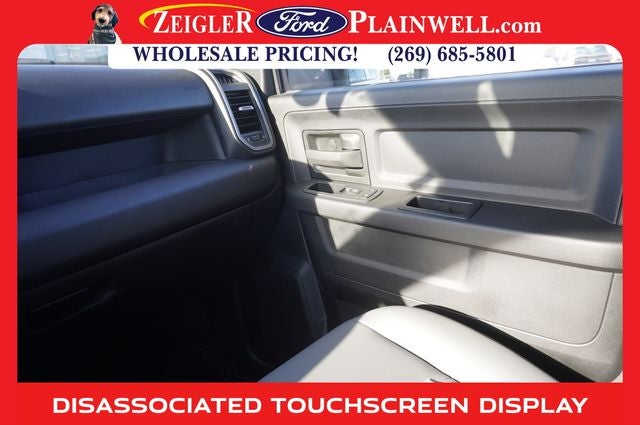 2023 RAM 3500 Tradesman CREW CAB 4X4 6.4L V8 REAR TOPPER