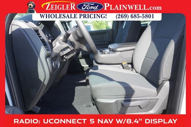 2024 RAM 3500 Tradesman CREW CAB 4X4 CUMMINGS TURBO DIESEL NAVIGATION