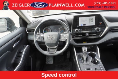 2023 Toyota Highlander Hybrid XLE 4x4 Power Moonroof Blis Rear Camera 3rd Row P Lift