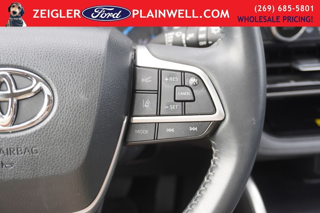 2023 Toyota Highlander Hybrid XLE 4x4 Power Moonroof Blis Rear Camera 3rd Row P Lift