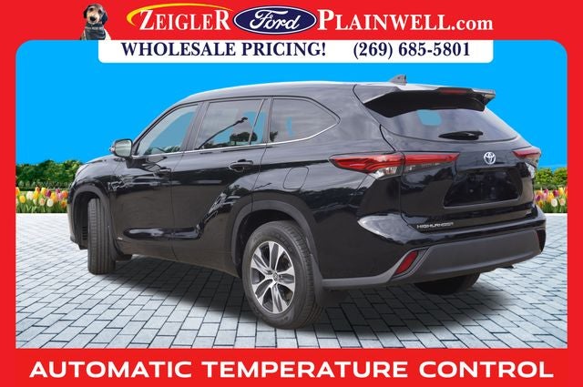 2023 Toyota Highlander Hybrid XLE 4x4 Power Moonroof Blis Rear Camera 3rd Row P Lift
