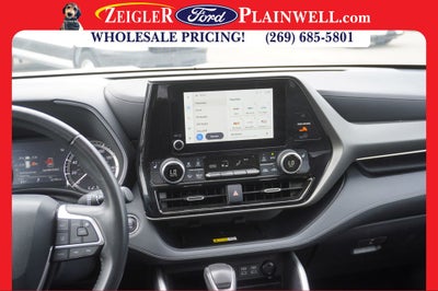 2023 Toyota Highlander XLE AWD POWER MOONROOF LEATHER REAR CAMERA