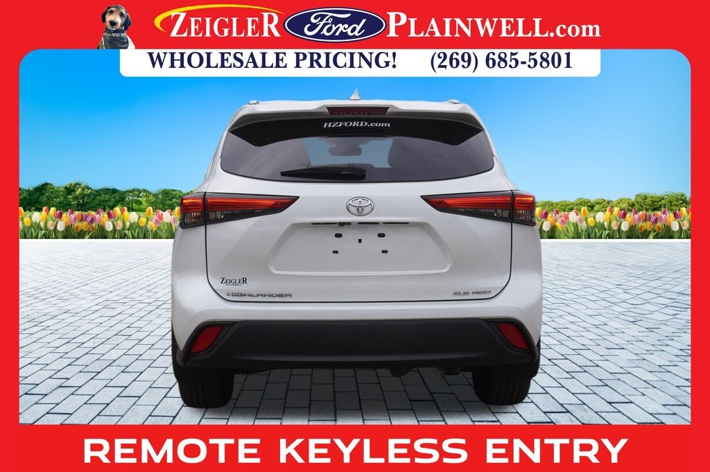 2023 Toyota Highlander XLE AWD POWER MOONROOF LEATHER REAR CAMERA