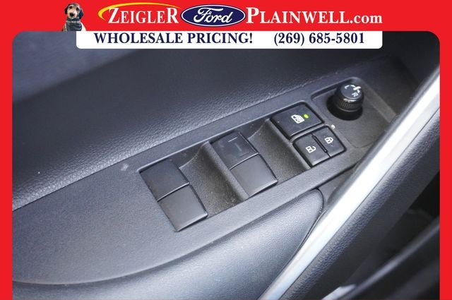 2023 Toyota Corolla Cross XLE AWD MOONROOF HEATED LEATHER BLIS REAR CAMERA