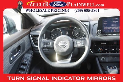 2022 Nissan Rogue SV AWD Rear Parking Sensors Remote keyless entry Rea