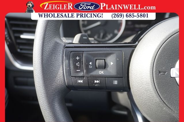 2022 Nissan Rogue SV AWD Rear Parking Sensors Remote keyless entry Rea