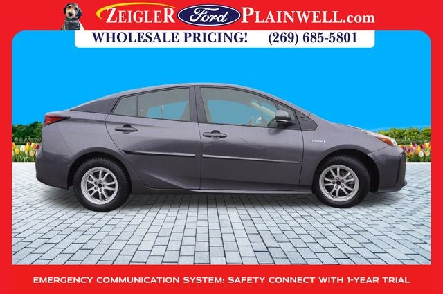 2022 Toyota Prius L HYBRID