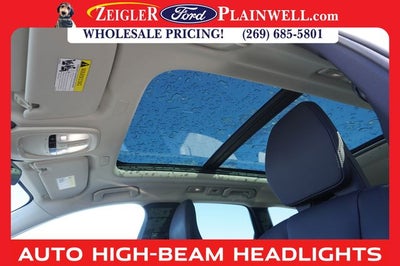 2023 Volvo XC60 Recharge Plug-In Hybrid T8 Plus Dark Theme