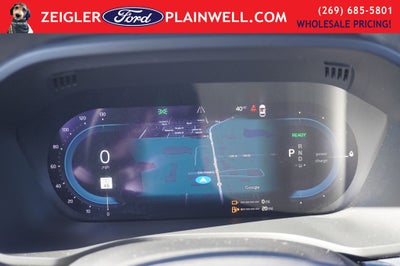 2023 Volvo XC60 Recharge Plug-In Hybrid T8 Plus Dark Theme