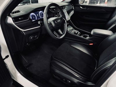 2023 Jeep Grand Cherokee Altitude 4x4