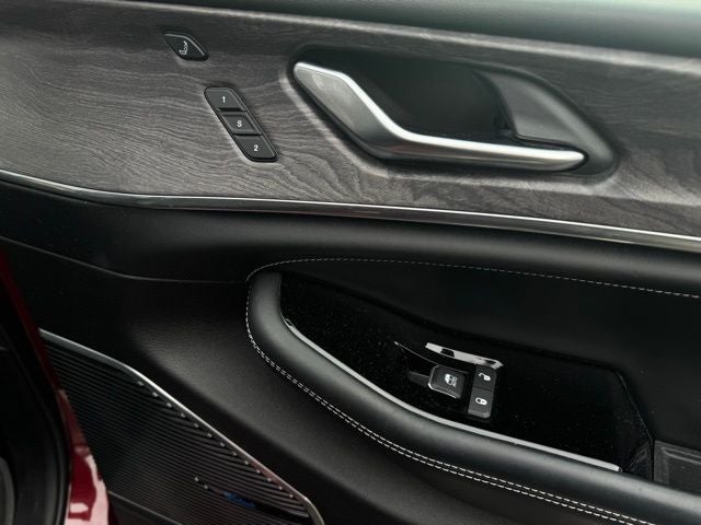 2022 Jeep Grand Cherokee Overland 4x4