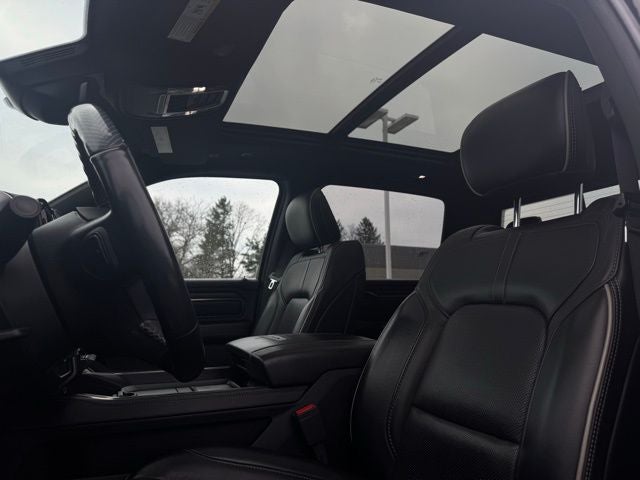 2021 RAM 1500 Limited Crew Cab 4x4 5'7' Box