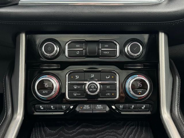 2022 GMC Yukon XL 4WD Denali