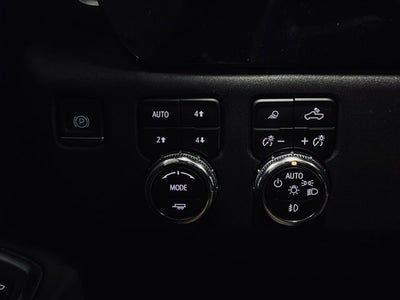 2024 GMC Sierra 2500HD 4WD Crew Cab Standard Bed SLT