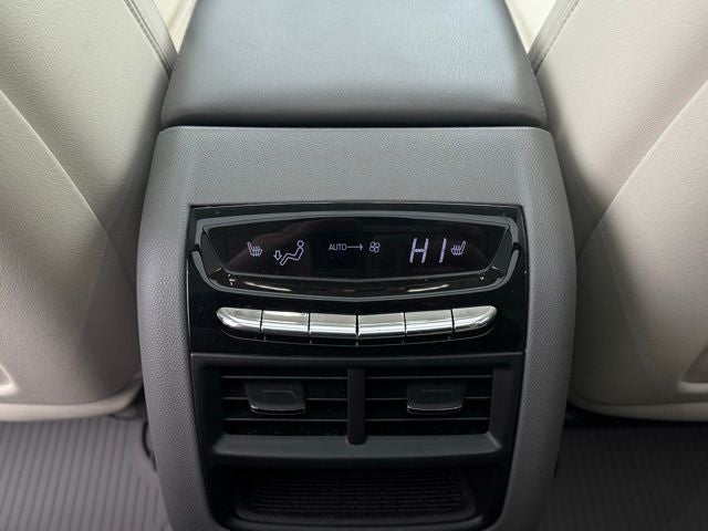 2018 Cadillac XT5 Premium Luxury