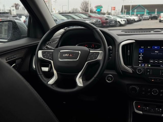 2024 GMC Terrain AWD SLT