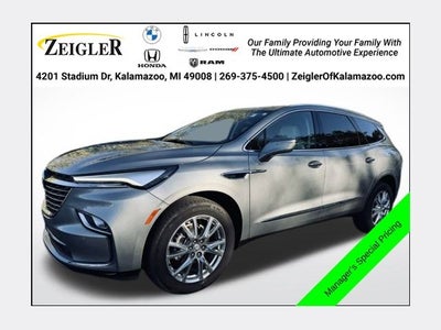 2023 Buick Enclave Essence AWD