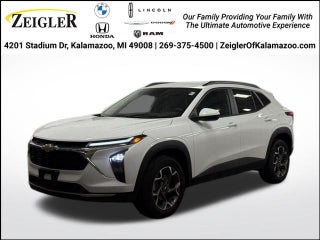 2025 Chevrolet Trax FWD LT