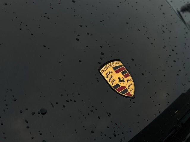 2024 Porsche Macan Base