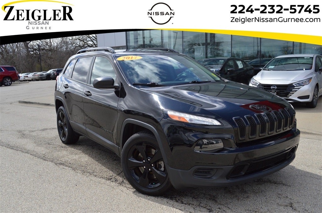 2017 Jeep Cherokee Sport