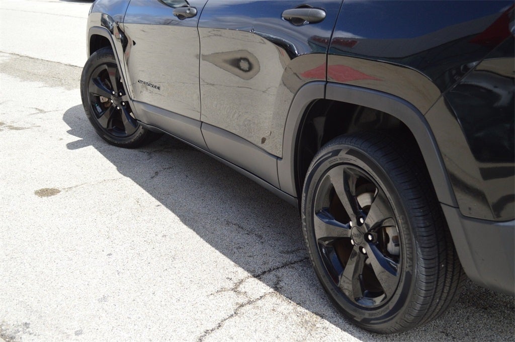 2017 Jeep Cherokee Sport