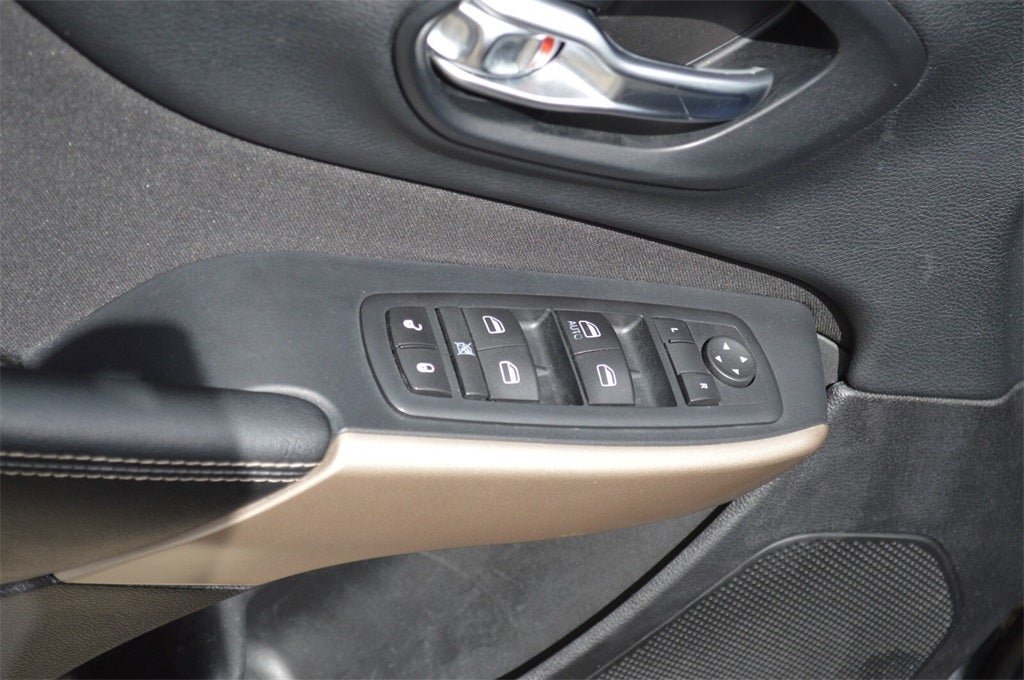 2017 Jeep Cherokee Sport