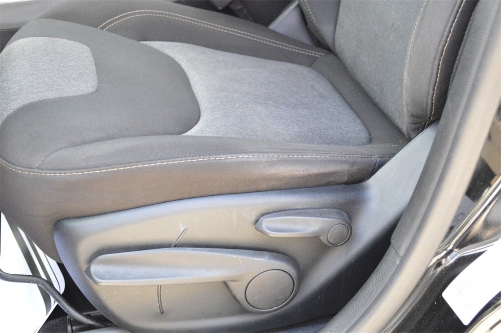 2017 Jeep Cherokee Sport