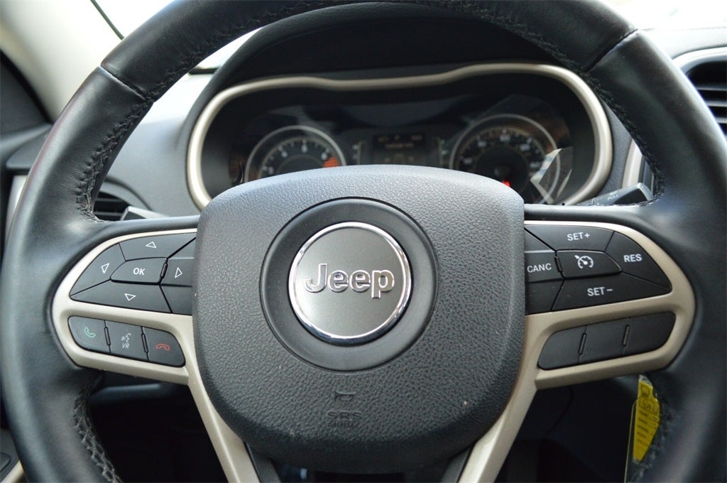 2017 Jeep Cherokee Sport