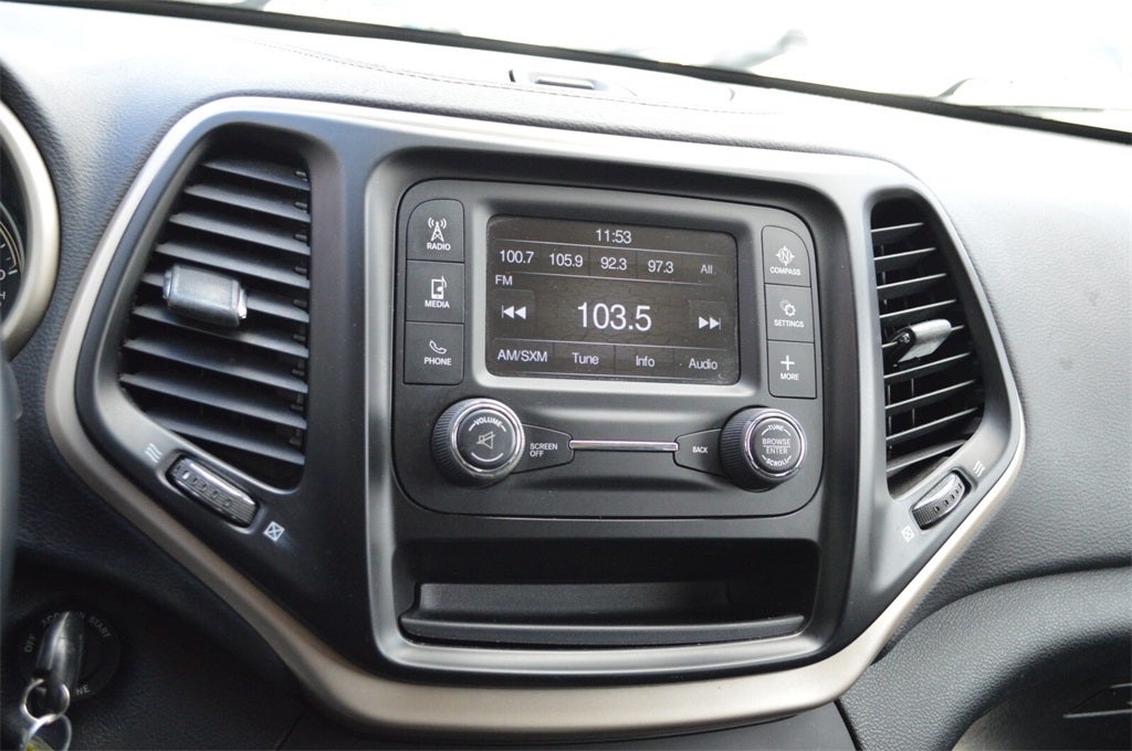 2017 Jeep Cherokee Sport