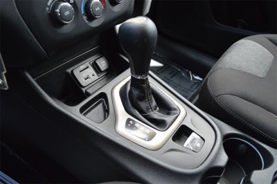 2017 Jeep Cherokee Sport