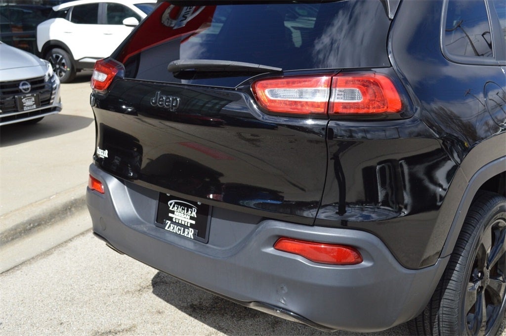 2017 Jeep Cherokee Sport