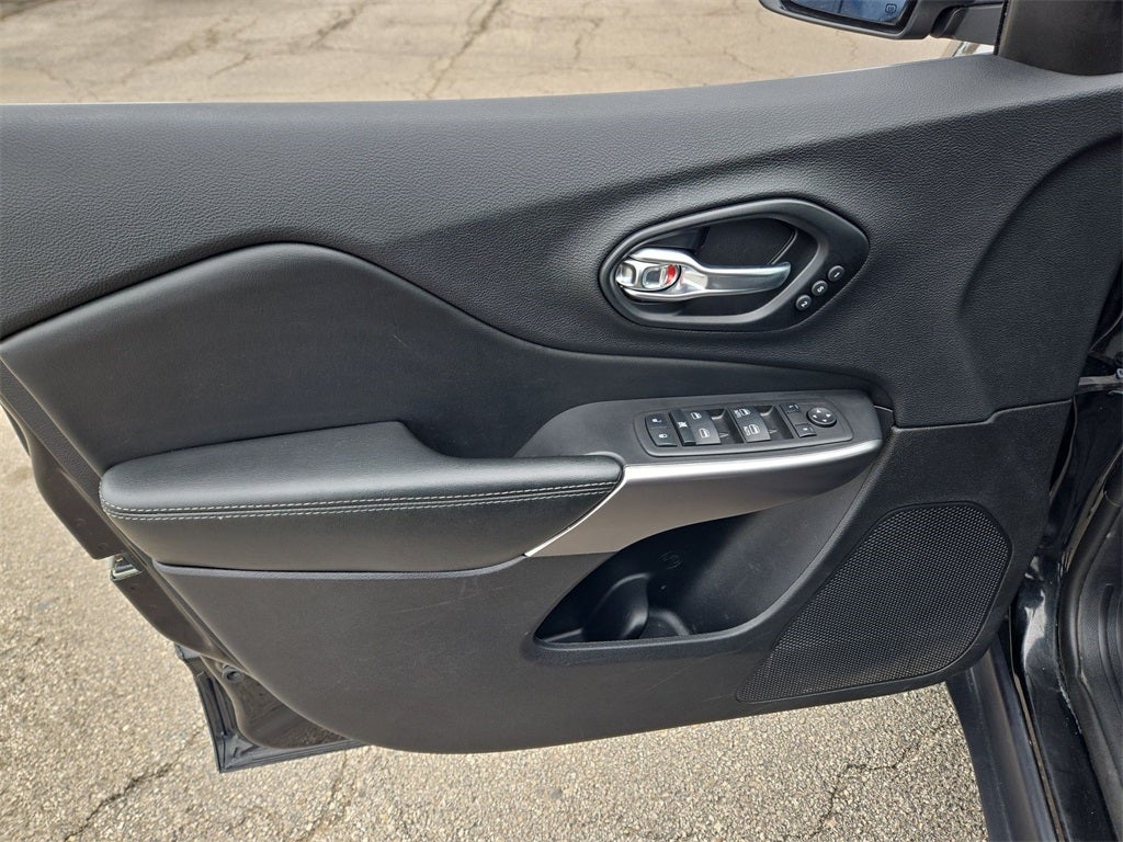 2022 Jeep Cherokee Limited AWD