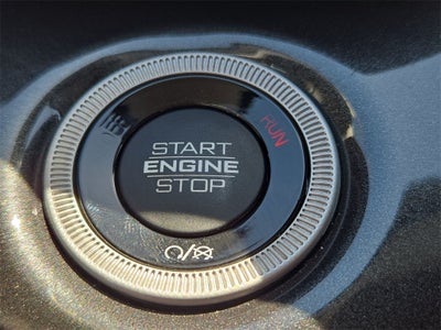 2022 Jeep Grand Cherokee Laredo AWD 4WD