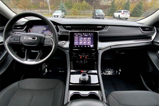 2023 Jeep Grand Cherokee Laredo