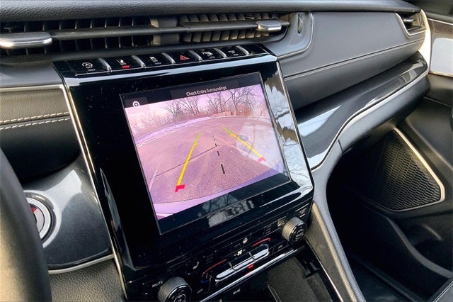 2022 Jeep Grand Cherokee Altitude