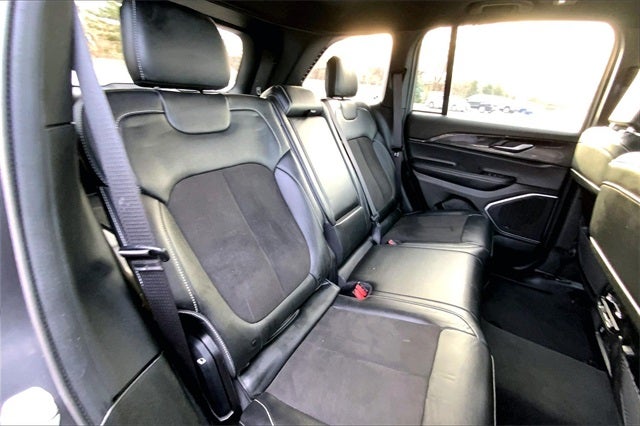 2022 Jeep Grand Cherokee Altitude