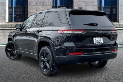 2022 Jeep Grand Cherokee Altitude