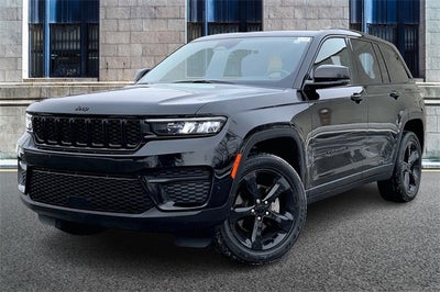 2022 Jeep Grand Cherokee Altitude