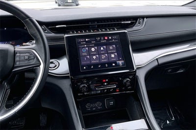 2022 Jeep Grand Cherokee Altitude