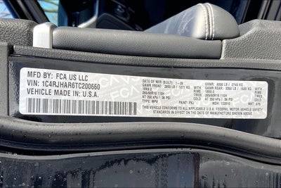 2026 Jeep Grand Cherokee Laredo