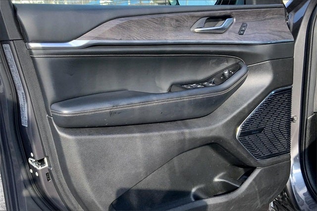 2022 Jeep Grand Cherokee Overland